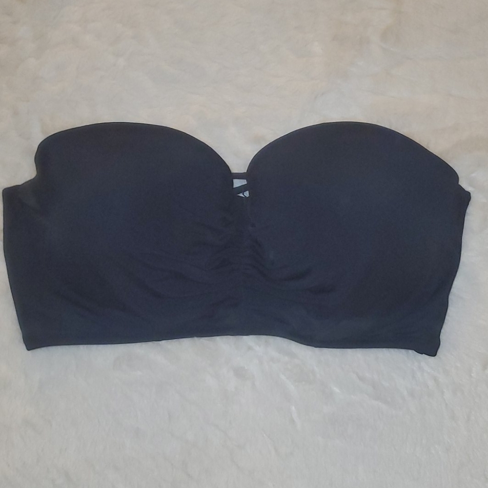 NWOT Victoria's Secret Strapless bikini top